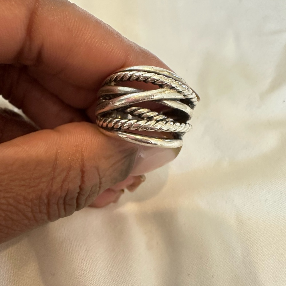 David Yurman Crossover Ring - Picture 4 of 11